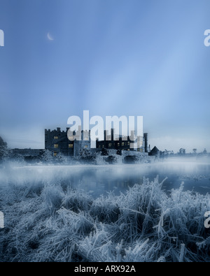 GB - KENT: inverno al castello di Leeds Foto Stock