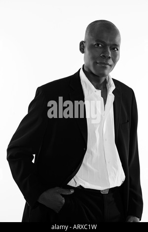 Studio shot ritratto di un sorridente quaranta bello uomo afro-americana Foto Stock