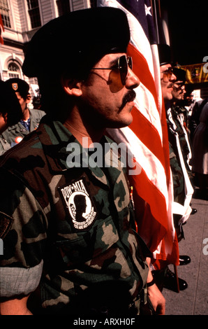 Vietnam Veterans nel corso di una cerimonia in onore di soldati che sono mancanti in azione durante un giorno memoriale della parata in New York City NY Foto Stock