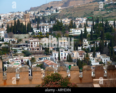 Vista del quartiere Albaicin tetti che mostra la caratteristica architettura moresca dell'area. Granada Andalusia Spagna Foto Stock