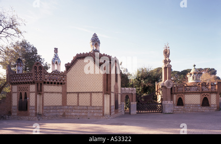 Barcellona, Finca Güell, Pavellons, Architekt: Antonio Gaudì Cornet, 1884-1887 Foto Stock