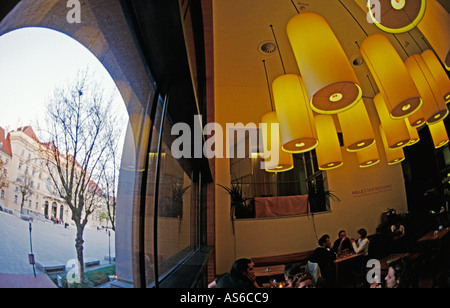 MQ, quartiere dei musei di Vienna, cafe Halle Foto Stock