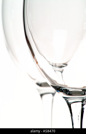 Vuoto due bicchieri di vino Foto Stock