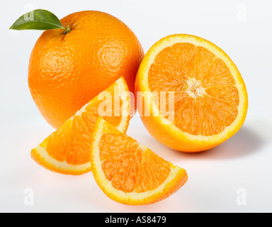 ARANCIONE SU BIANCO Foto Stock
