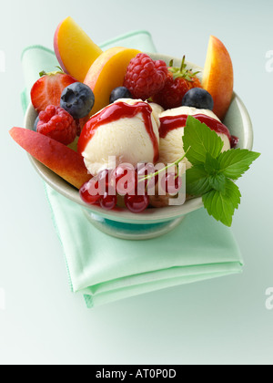 Gelati e frutta Foto Stock