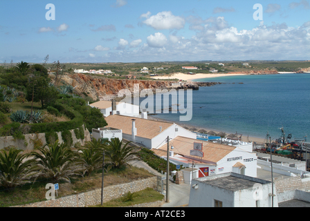 Vista della costa portoghese a Sagres Portogallo Foto Stock
