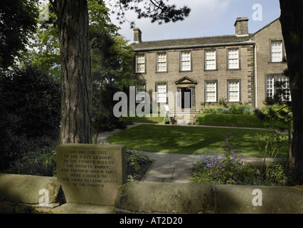 BRONTE PARSONAGE MUSEUM HAWORTH VILLAGE YORKSHIRE INGHILTERRA Foto Stock