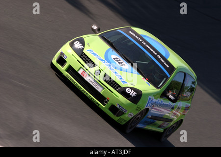 Ian Curley - RenaultSport Clio Cup ad Oulton Park 2004. Foto Stock