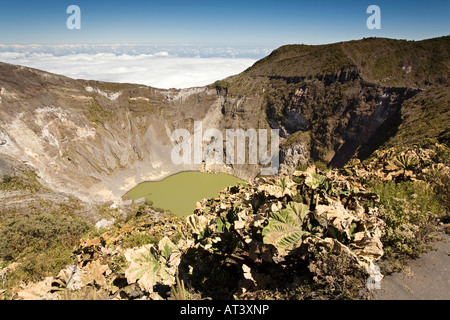 Costa Rica Cartago Volcan Vulcano di Irazu cratere principale e la laguna Foto Stock