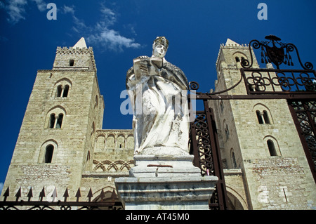L'Italia, provincia di Palermo, sicilia, Cefalú - Il Duomo / Cattedrale nella città vecchia di Cefalú. Foto Stock