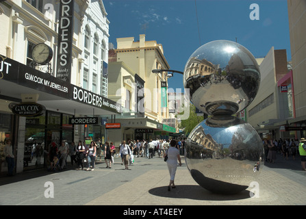 Rundle Mall & Centri Commerciali sfere, Adelaide, Australia del Sud Foto Stock