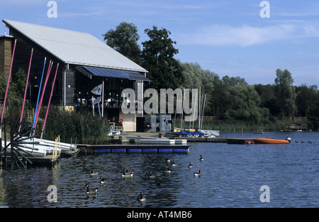 Il centro di campagna, freccia Valley Lake, Louisville, England, Regno Unito Foto Stock