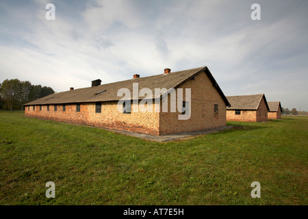 Europa Polonia Oswiecim Auschwitz II Birkenau Museo di Stato ex nazista tedesco WW2 concentrazione morte Camp Capanne Foto Stock