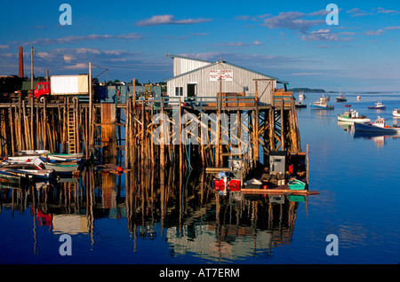 Dock di aragosta e Harbour jonesport maine Foto Stock
