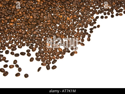 L'espresso piccoli chicchi di caffè coffeebeans intaglio molto pila mazzetto accumulo di heap makro macro close up closeup Foto Stock