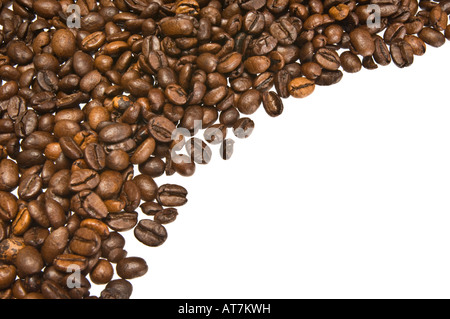 L'espresso piccoli chicchi di caffè coffeebeans intaglio molto pila mazzetto accumulo di heap makro macro close up closeup Foto Stock