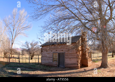 Scuola abbandonata casa circ 1886 Grafton città fantasma Rockville Washington County UT Foto Stock