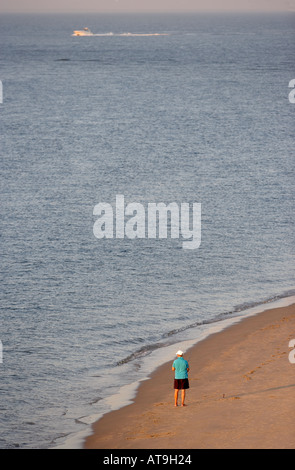 Linea di galleggiamento di Chesapeake Bay e spiaggia vicino Lesnar ponte ingresso Lynnhaven Virginia Beach VA Foto Stock