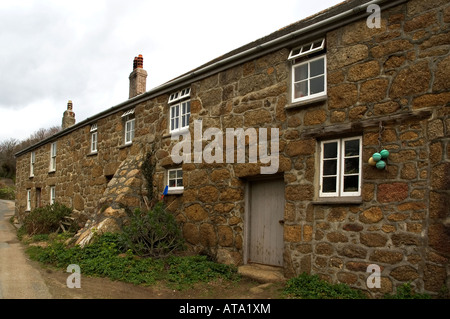 Vecchio cottage fishermens a penberth cove in Cornovaglia, Inghilterra Foto Stock