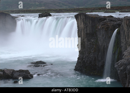 Godafoss a mezzanotte Islanda Foto Stock