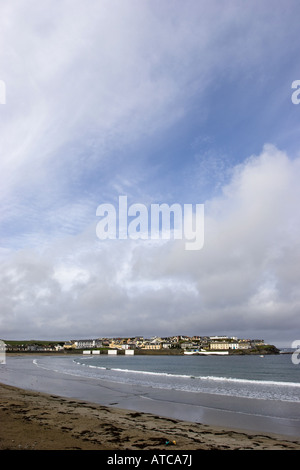 Kilkee, costa al baia a ferro di cavallo, Irlanda, Co. Clare, Kilkee Foto Stock