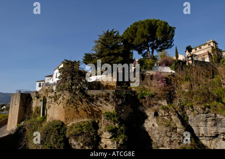 Spagna Andalusia ronda case nei pressi di El Tajo River Gorge Foto Stock