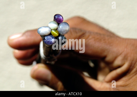 Sri Lanka Ratnapura Mining Moonstone zaffiro pietre preziose Ruby gioielli Gems Foto Stock