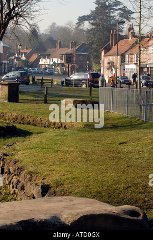 Il villaggio verde e high street a chalfont st peter buckinghamshire uk chalfont st giles Foto Stock