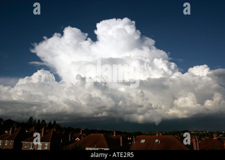 Nuvole nuvole temporalesche raccolta Foto Stock