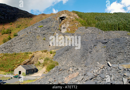 Aberllefenni cava di ardesia lavorata in continuo dal XVI secolo fino a quando non si chiuse nel 2003 vicino Corris Gwynedd Wales UK GB UE Foto Stock