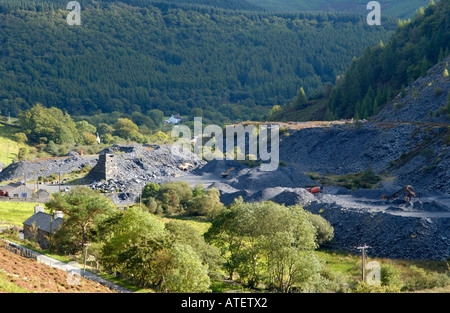 Aberllefenni cava di ardesia lavorata in continuo dal XVI secolo fino a quando non si chiuse nel 2003 vicino Corris Gwynedd Wales UK GB UE Foto Stock