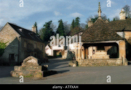 Burro di mercato Cross Castle Combe Wiltshire, Inghilterra Foto Stock