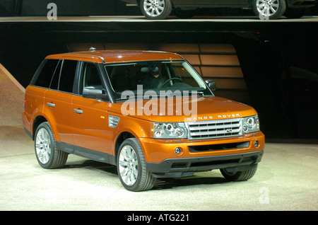 2006 Land Rover Range Rover Sport al suo debutto al North American International Auto Show 2005 Foto Stock