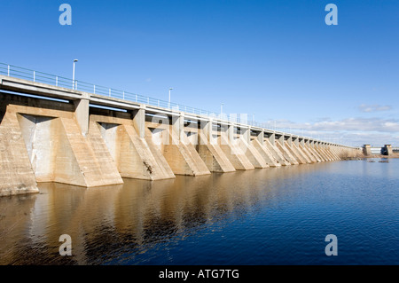 Centrale idroelettrica della diga principale a Merikoski , Oulujoki , Oulu FINLANDIA Foto Stock