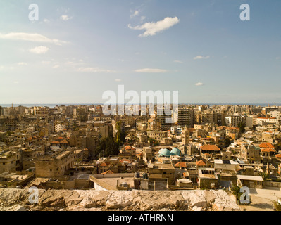 Vista dalla cittadella di Tripoli, Libano, con grande moschea Foto Stock