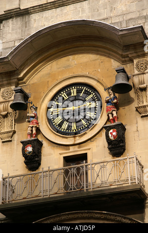 Orologio la Chiesa di Cristo con St Ewen Bristol Foto Stock