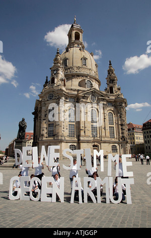 La vostra voce contro la povertà, azione in Dresden Foto Stock