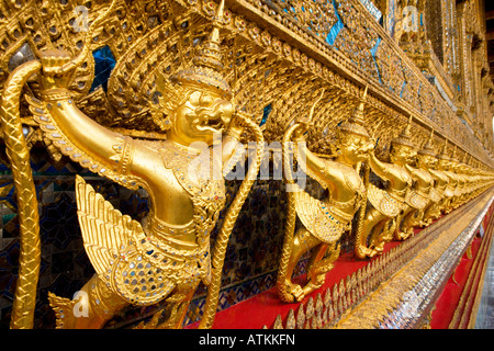 Ornement del Tempio del Buddha di smeraldo in Wat Phra Kaeo Bangkok Foto Stock