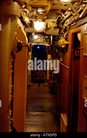 Un ritratto fotografia a bordo del B-39 attacco sovietico sommergibile presso il Museo Marittimo di San Diego, California Foto Stock