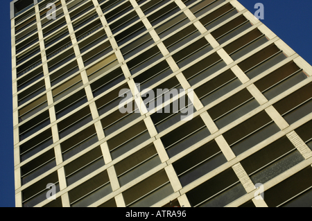 La città di Wienerberg, architettura moderna, torre di appartamenti Foto Stock