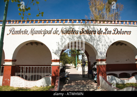 Messico dolores hidalgo Ingresso al mausoleo comunale sito della tomba di José Alfredo Jiminez messicano famoso cantante mariachi Foto Stock