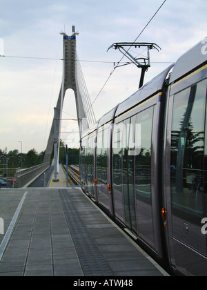 Luas Light Rail Transport Per Dublino Irlanda Foto Stock