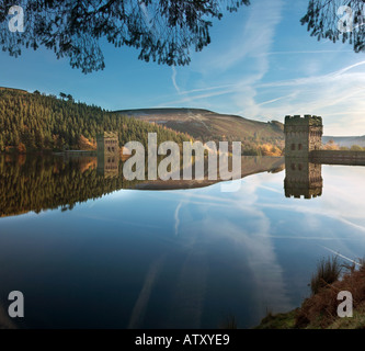 Derwent serbatoio alta Valle Parco Nazionale di Peak District Inghilterra UK Regno Unito GB Gran Bretagna UE Unione europea EUROPA Foto Stock