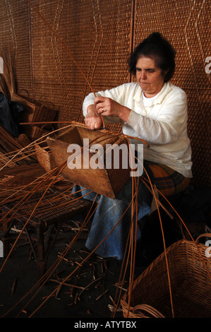 "Paniere" di tessitura in corrispondenza di Camacha, di Madera Foto Stock