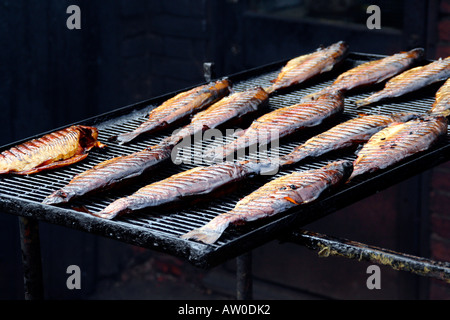 Pesci affumicati al Butley Orford Oysterage in Orford Suffolk East Anglia UK Foto Stock