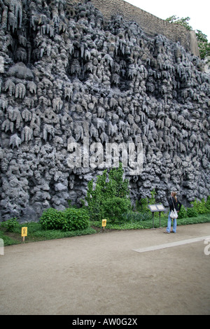 La Grotta di una scultura in Palazzo Wallenstein giardini, Praga, Repubblica Ceca Foto Stock