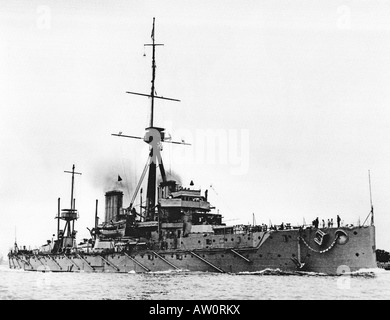 HMS Dreadnought 1907 fotografia della corazzata rivoluzionaria nel suo primo anno di servizio completo Foto Stock