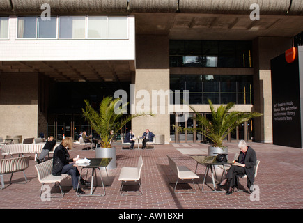 Ingresso al Barbican Arts Centre di Londra Foto Stock