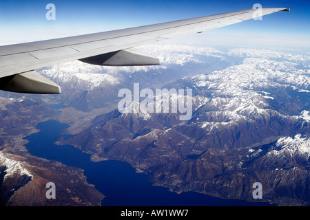 Vista da un piano, Alpi, il Lago di Garda, Italia Foto Stock