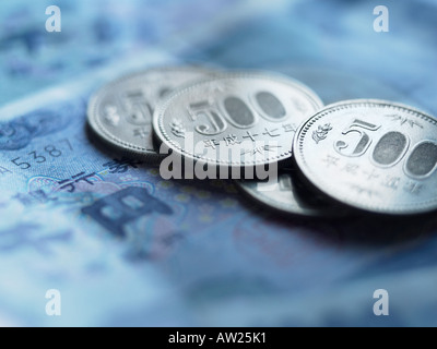 Yen delle monete e delle banconote in euro Foto Stock